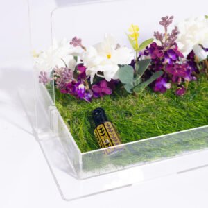 A gift for your loved ones. An acrylic tray decorated with roses. Contains wine, 50 ml perfume, and Datura incense.