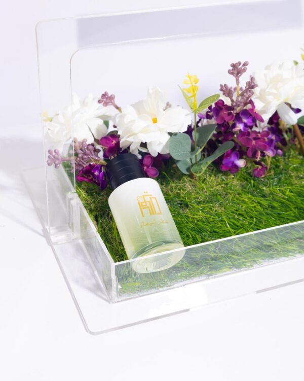 A gift for your loved ones. An acrylic tray decorated with roses. Contains wine, 50 ml perfume, and Datura incense. - Image 3
