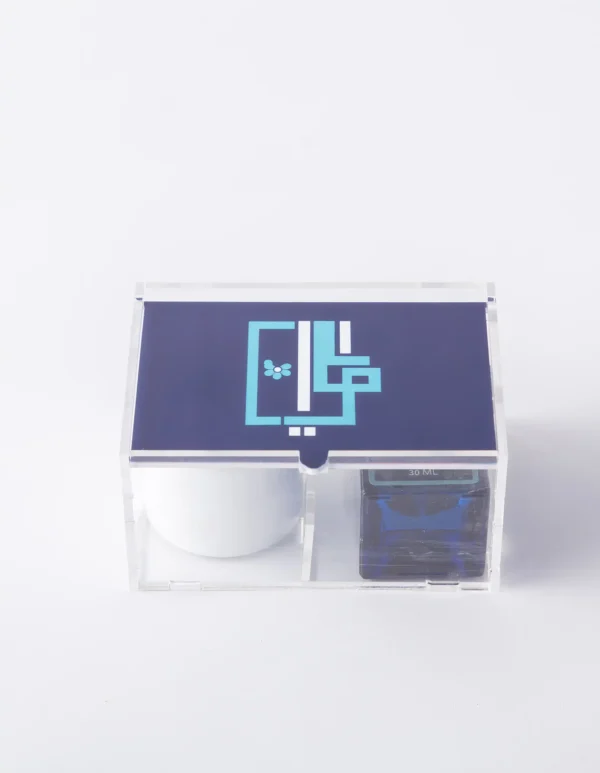 30ml perfume with one and a half tolas of maamoul - Image 2